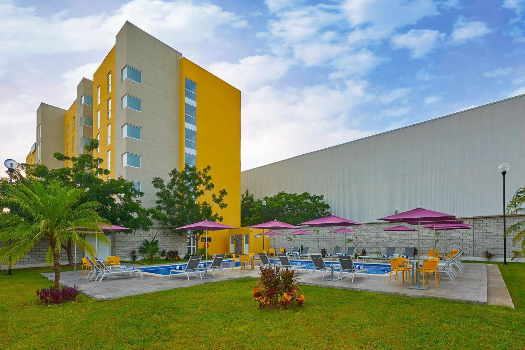 City Express By Marriott Merida Mérida Exterior foto
