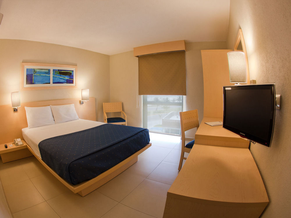 City Express By Marriott Merida Mérida Exterior foto